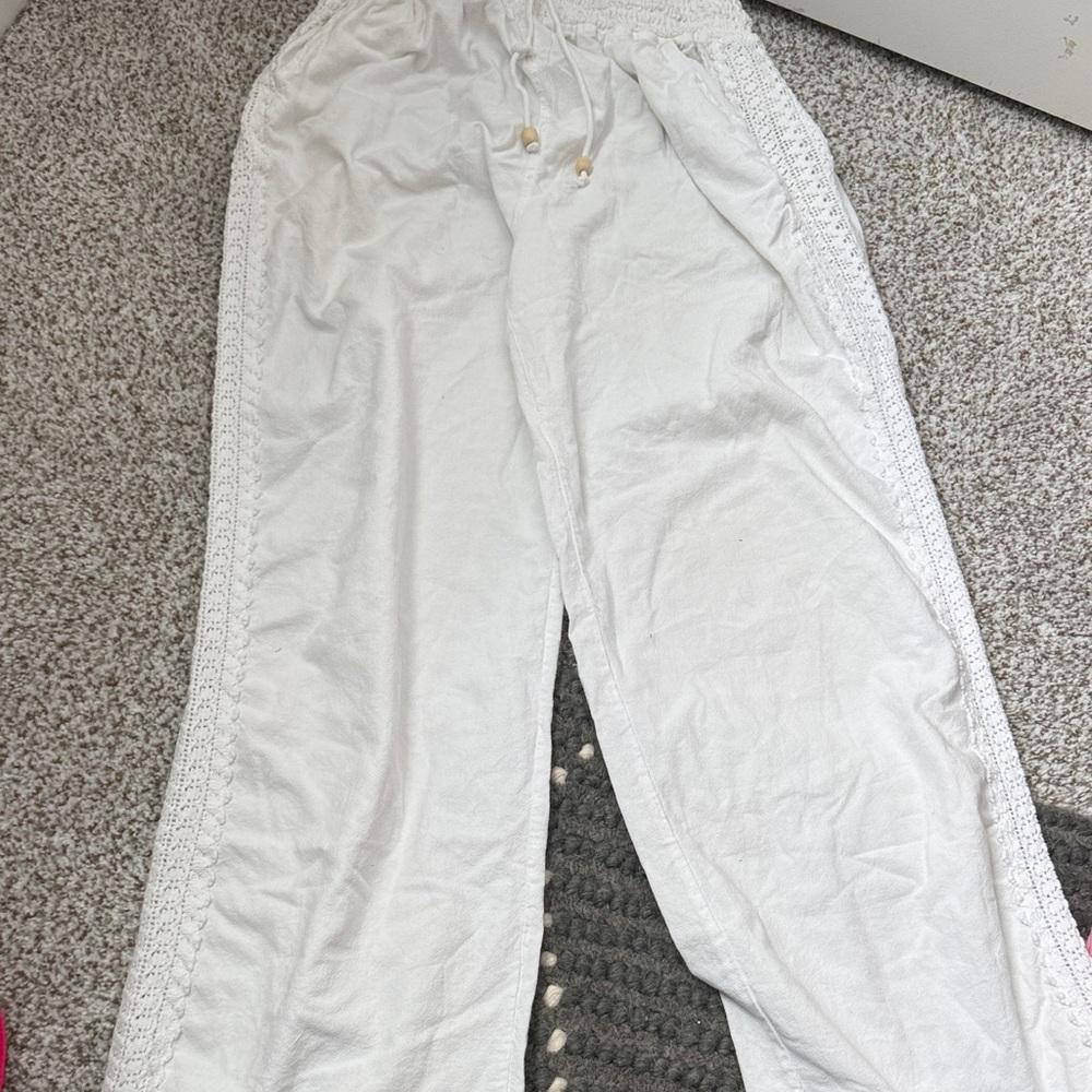 Women’s white coverup pants